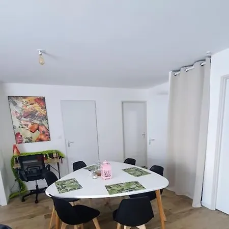 Petite Maison, Jardin Prive Clos, Classee 3 Etoiles Tatil Evi Acquigny